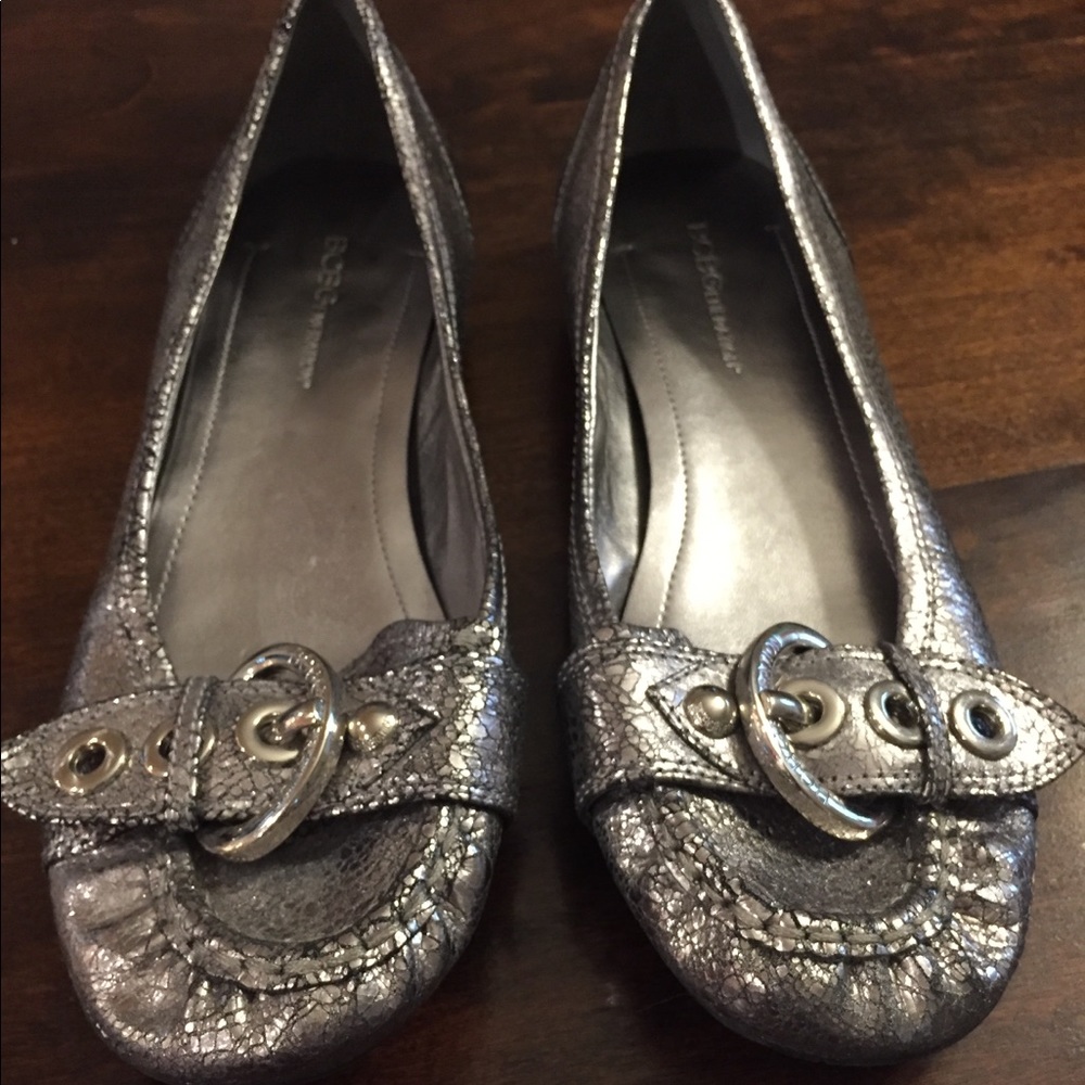 Bcbgeneration metallic flats size 8 1/2